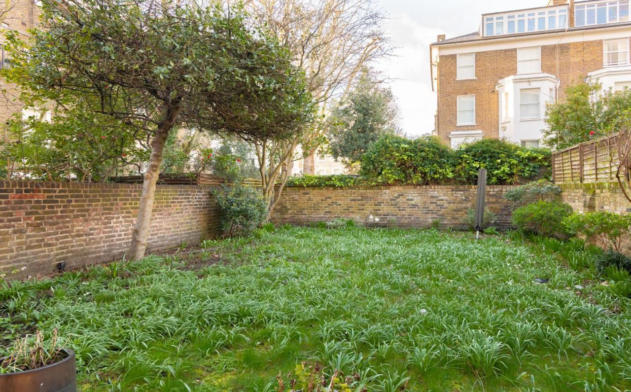 The Chelsea Arms - Bright 3Bdr With Garden & Private Parking Appartement Londen Buitenkant foto