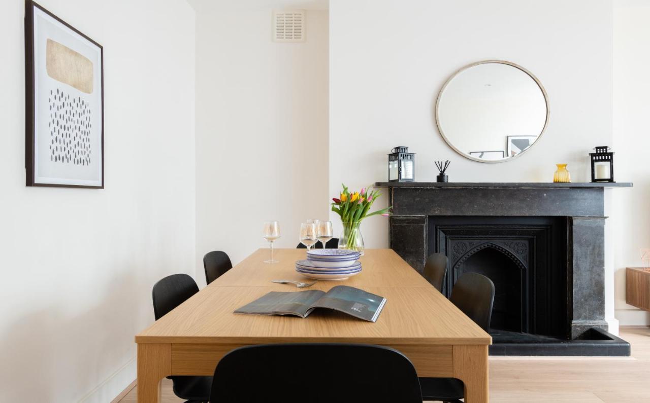 The Chelsea Arms - Bright 3Bdr With Garden & Private Parking Appartement Londen Buitenkant foto