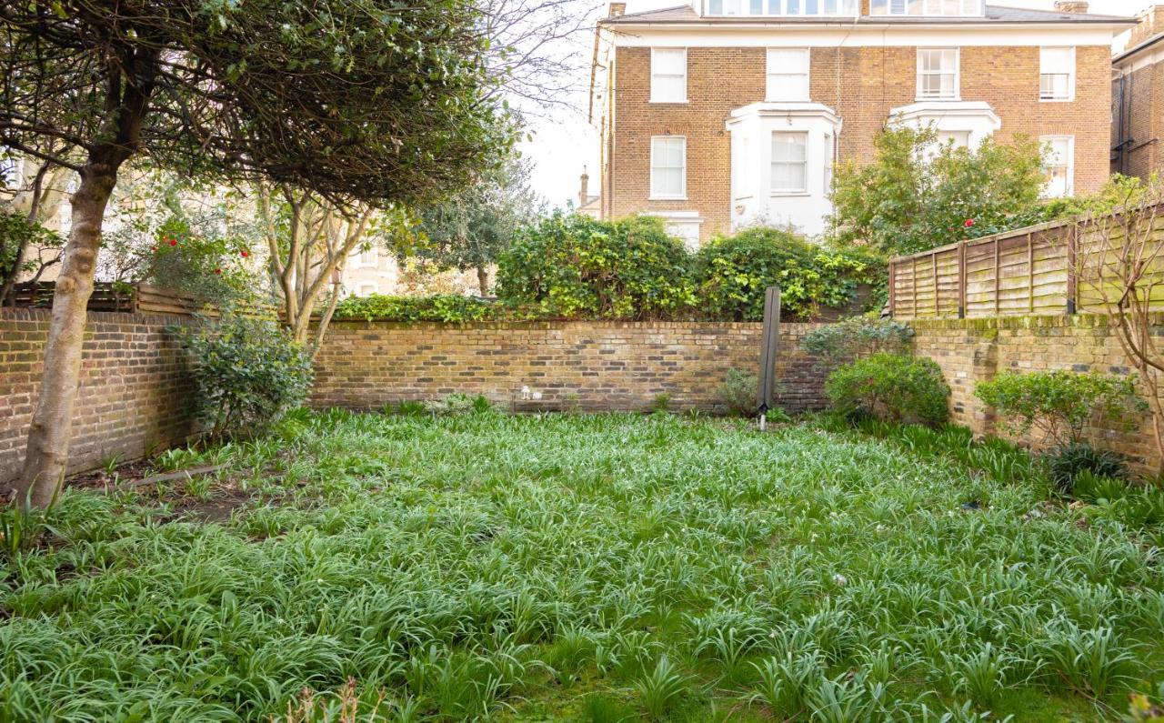 The Chelsea Arms - Bright 3Bdr With Garden & Private Parking Appartement Londen Buitenkant foto